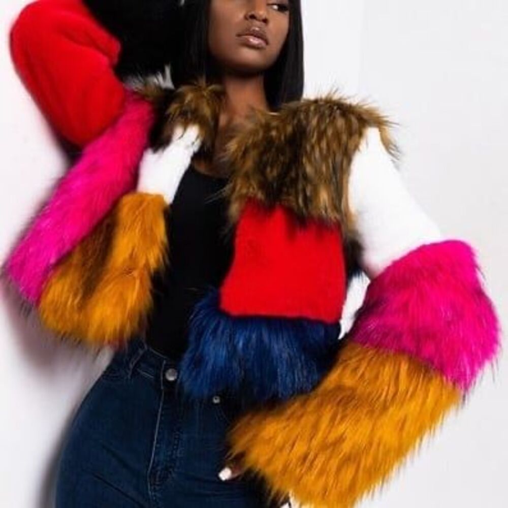 NWT L’ATISTE Faux Fur cropped multicolored coat, women’s small
